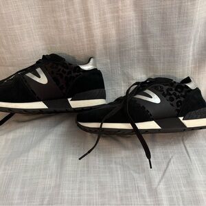 Tretorn Black Sneakers size 8.5
